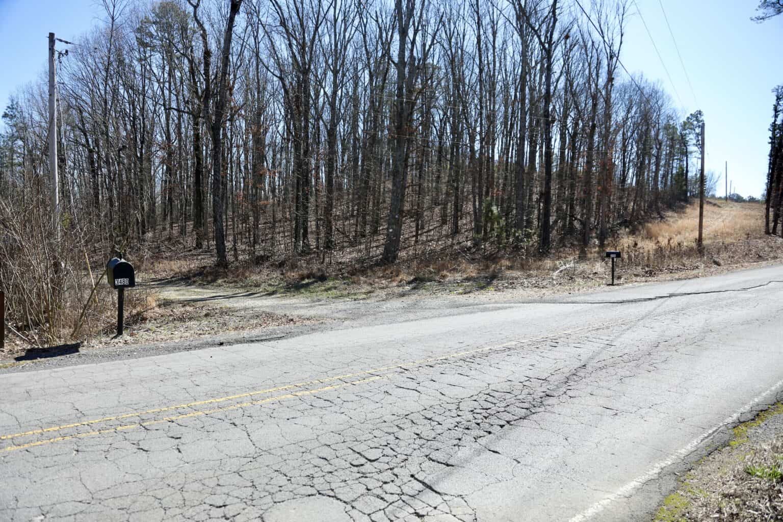 20 Acres with Power, Well, Septic, and Creek Frontage Flat Rock, AL